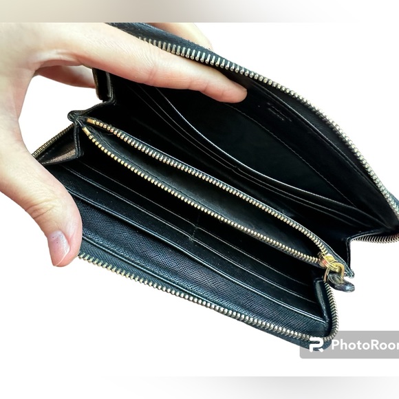 🖤AUTHENTIC PRADA BLACK SAFFIANO FIOCCO LEATHER ZIP WALLET + INCLUSIONS🖤 - Picture 5 of 11